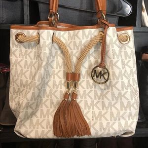 Michael Kors Tote